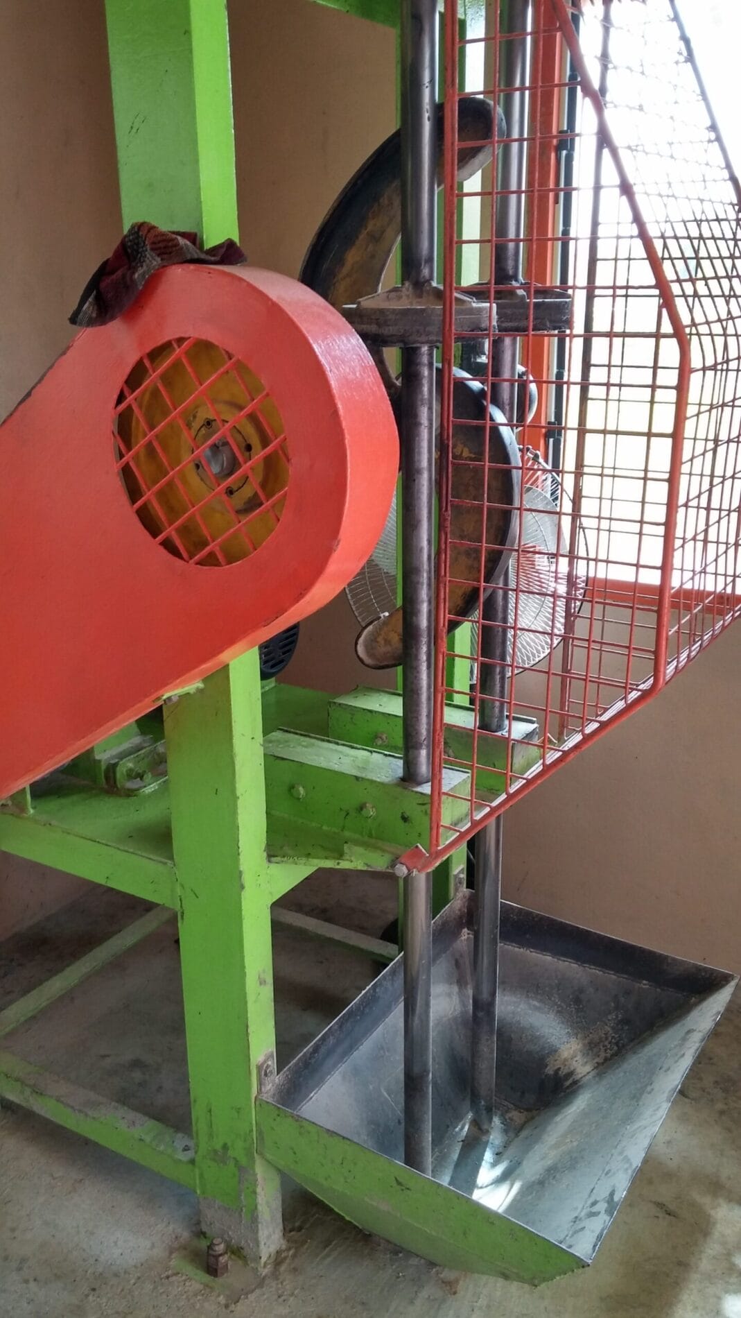 Kava Pounding Machine